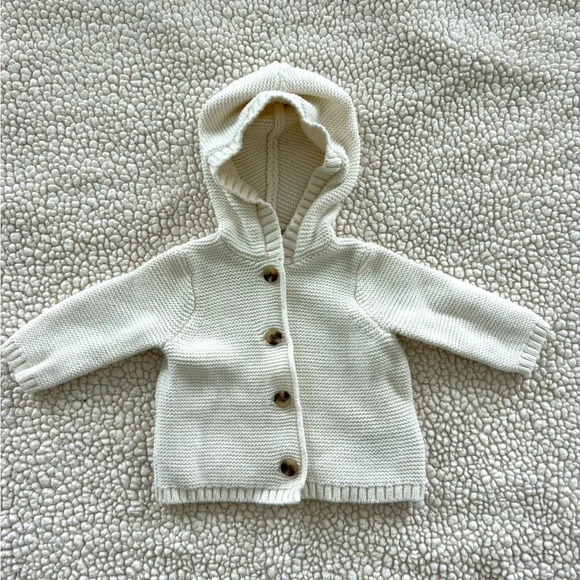 Old Navy knitted 100% cotton cardigan 0-3 months - Picture 1 of 4
